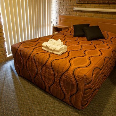 Darling Junction Motor Inn Wentworth 外观 照片