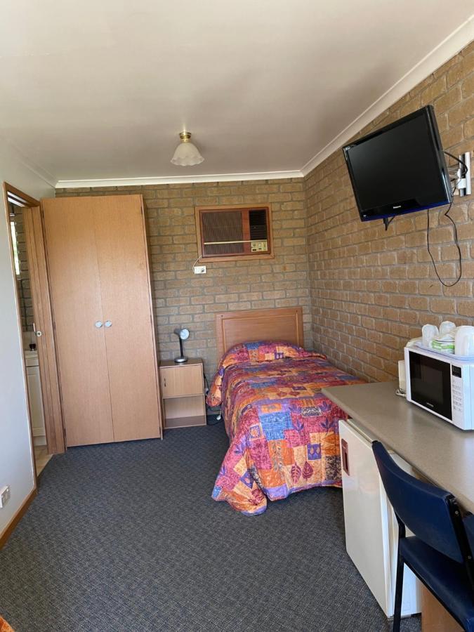 Darling Junction Motor Inn Wentworth 外观 照片