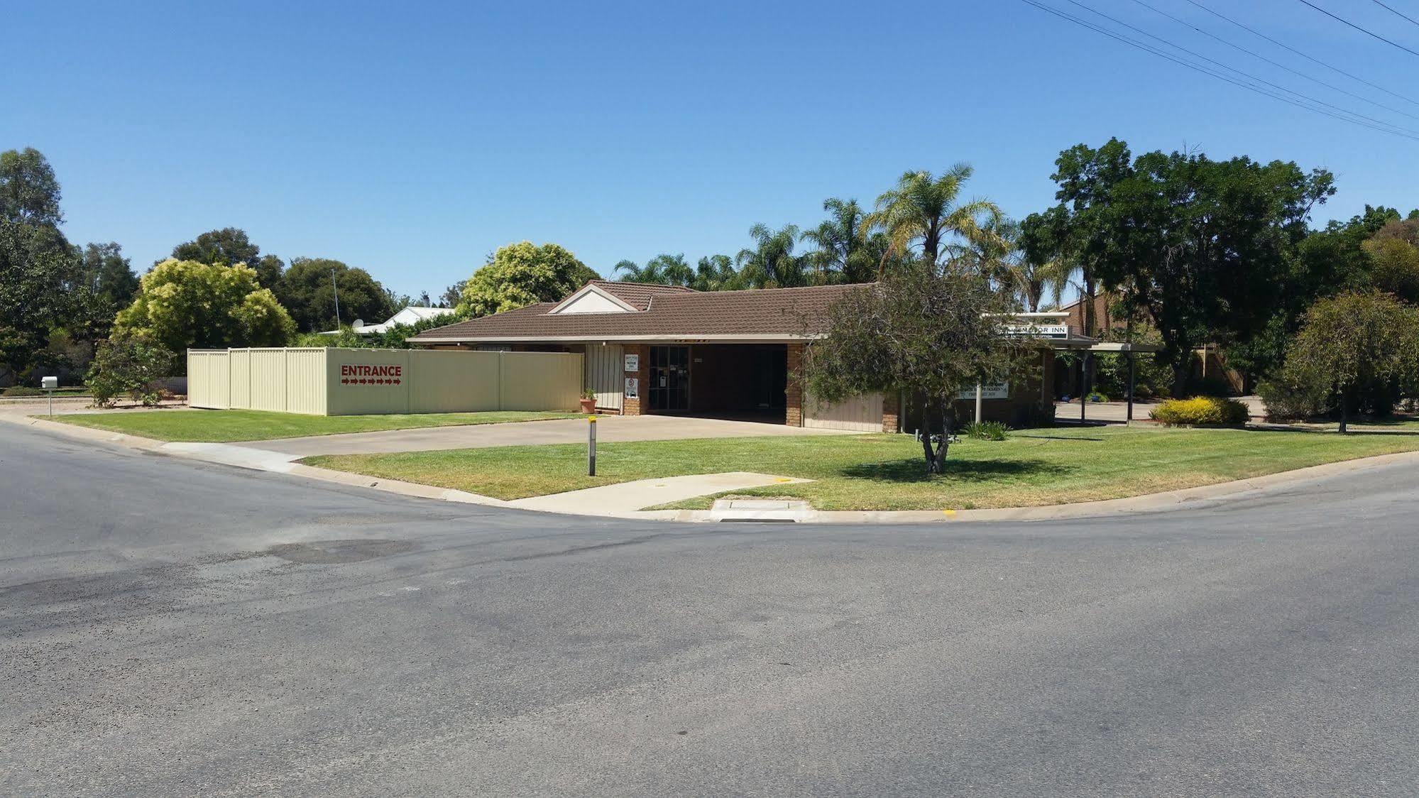 Darling Junction Motor Inn Wentworth 外观 照片