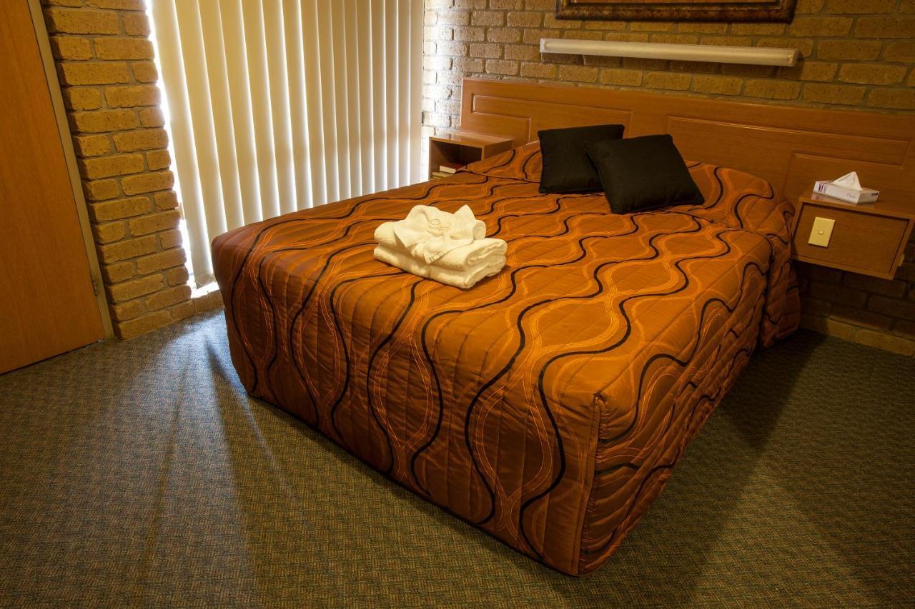 Darling Junction Motor Inn Wentworth 外观 照片